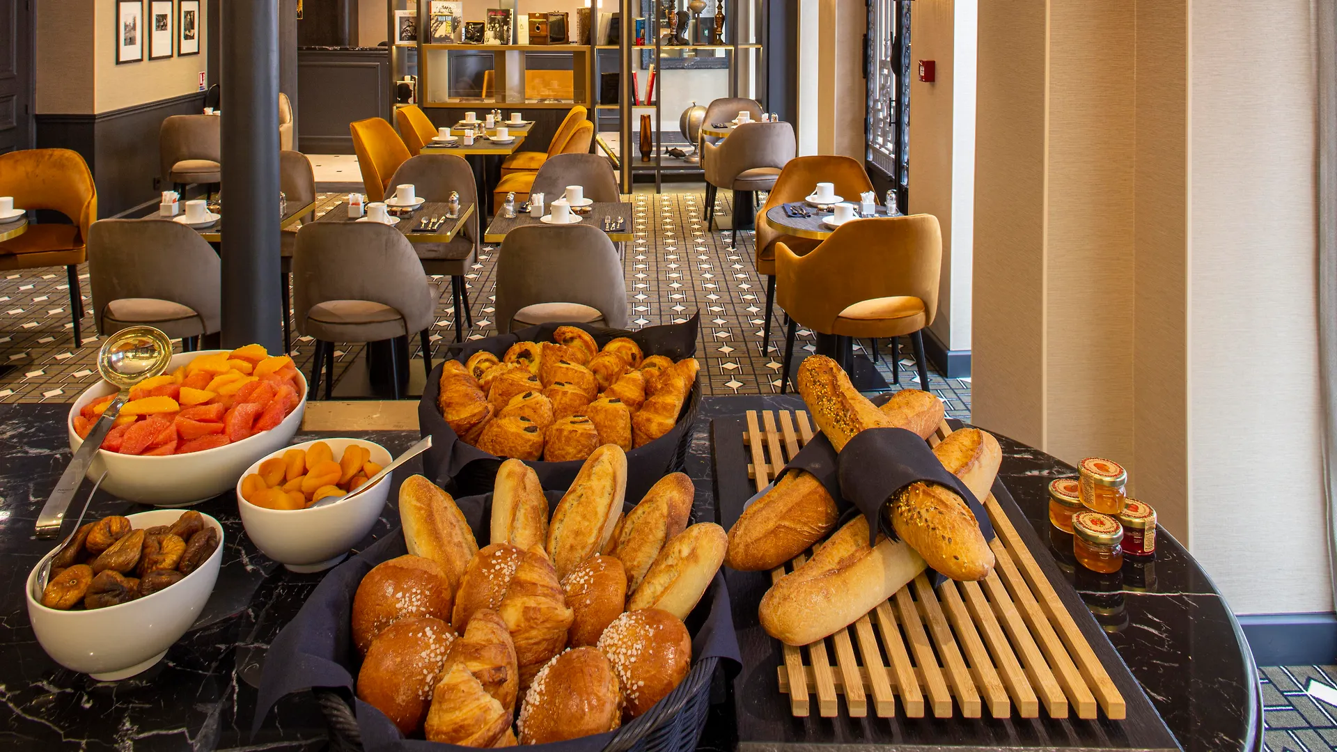 Lenox Montparnasse 3* Paříž